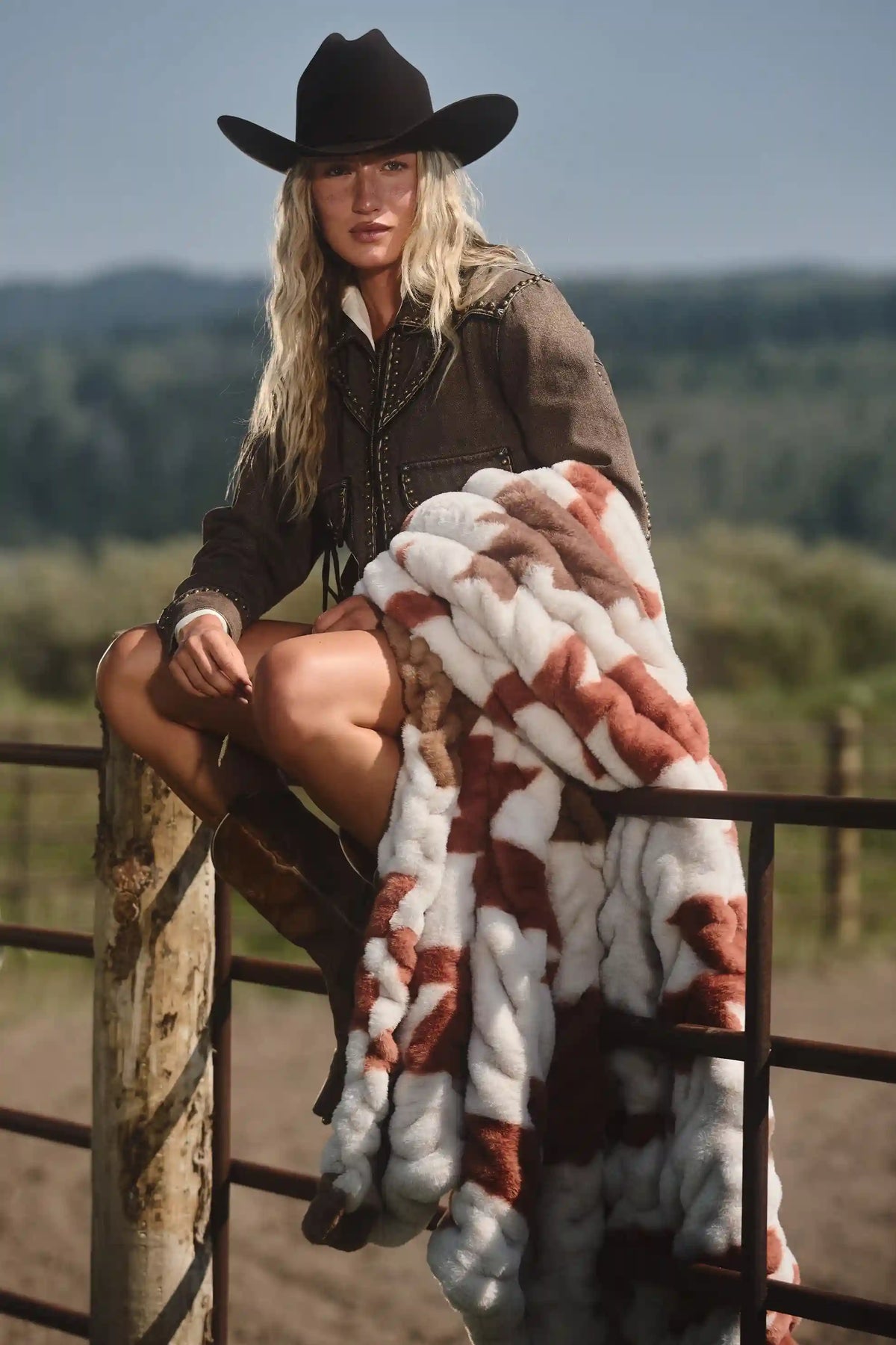 Western Ivory